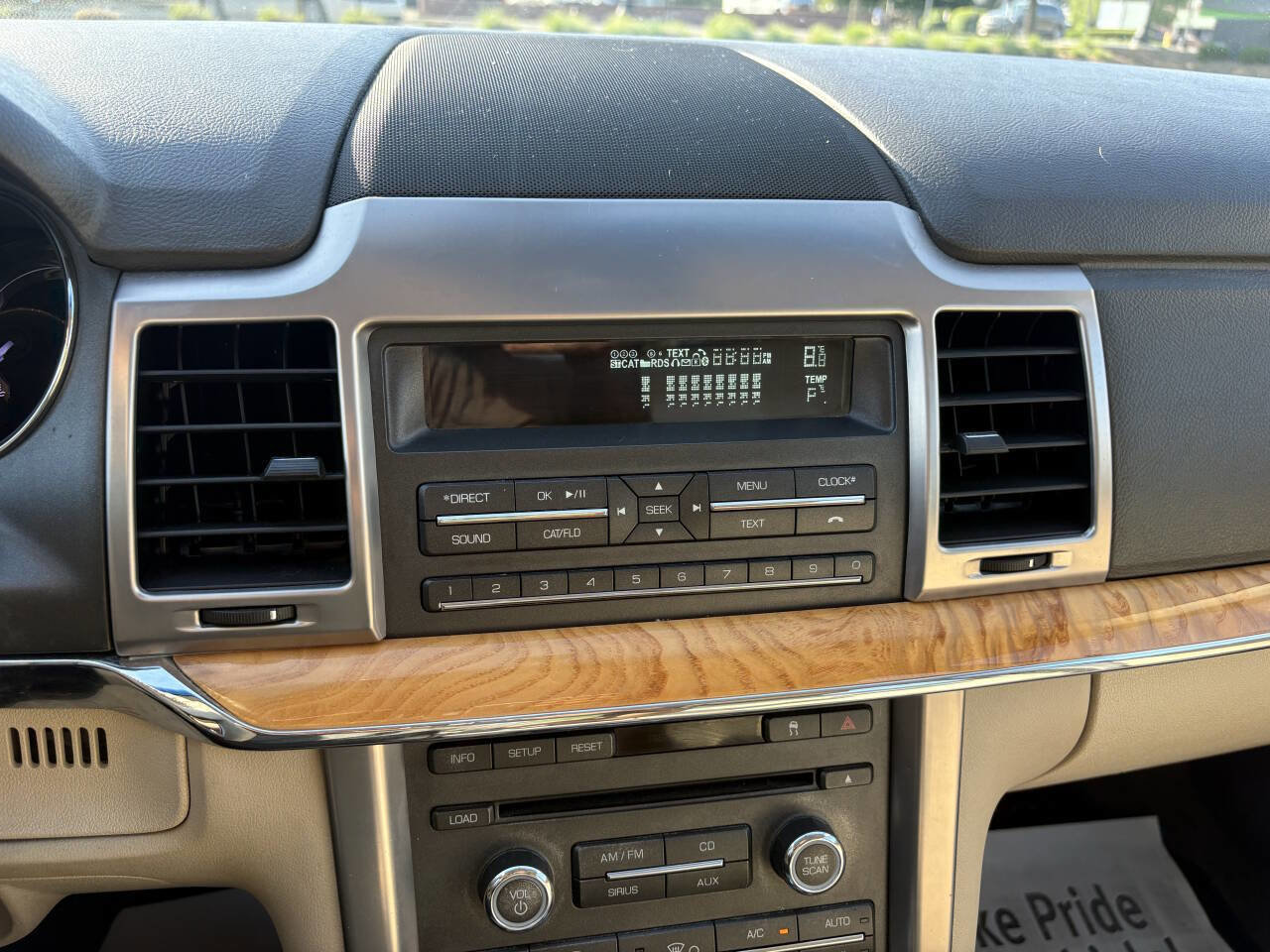 Used 2011 Lincoln MKZ AWD image 32