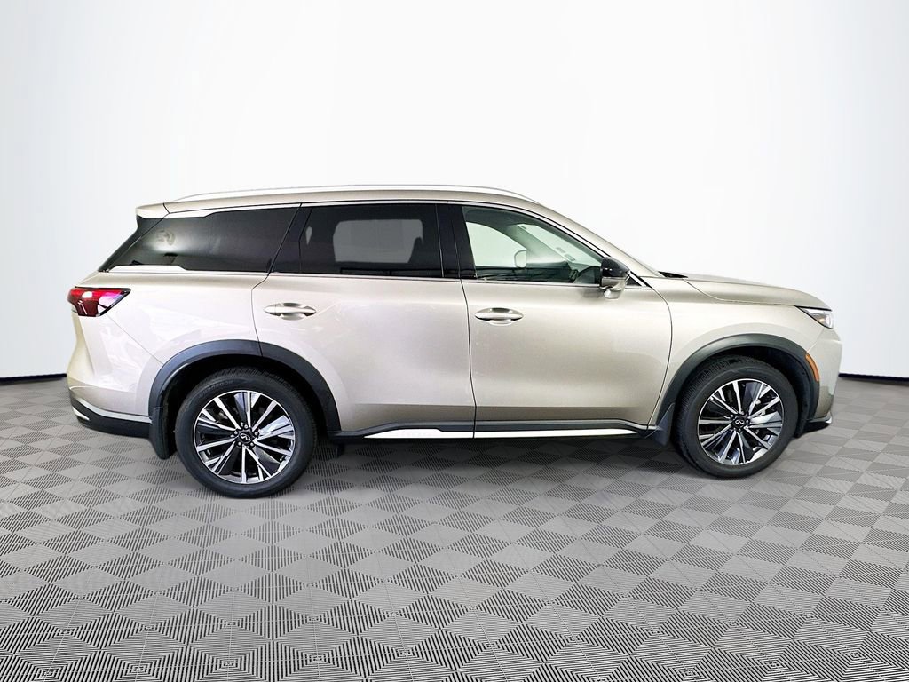 Certified 2026 INFINITI QX60 Luxe w/ Cargo Package FWD image 4