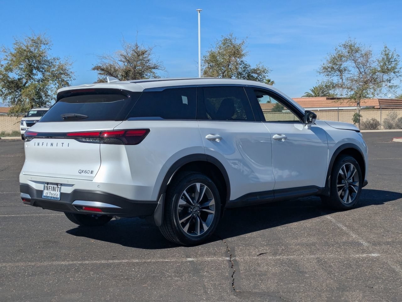 Certified 2026 INFINITI QX60 Pure w/ Cargo Package AWD/4WD image 5