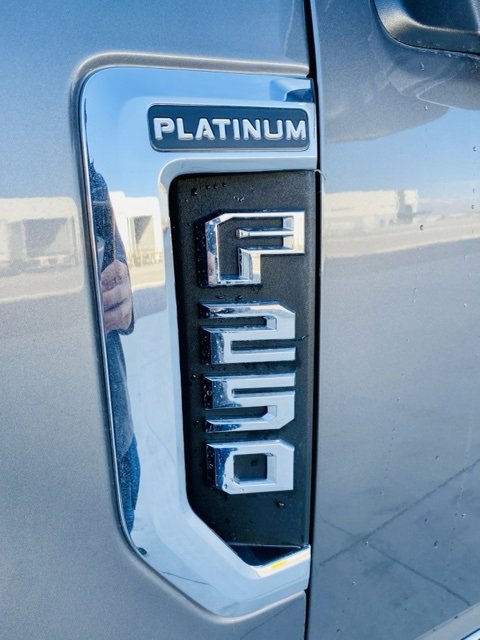Used 2022 Ford F250 Platinum w/ FX4 Off-Road Package image 10