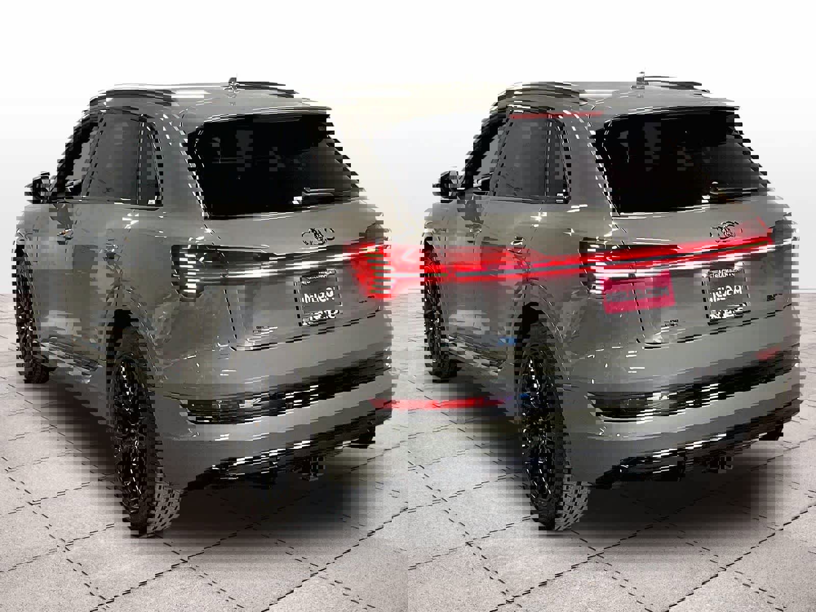 Used 2023 Audi e-tron Chronos w/ Chronos Package image 13