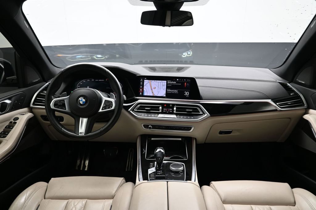 Used 2020 BMW X5 M50i w/ Executive Package AWD/4WD image 19