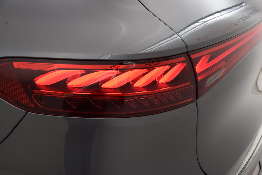 Certified 2023 Mercedes-Benz EQS 580 4MATIC SUV image 13