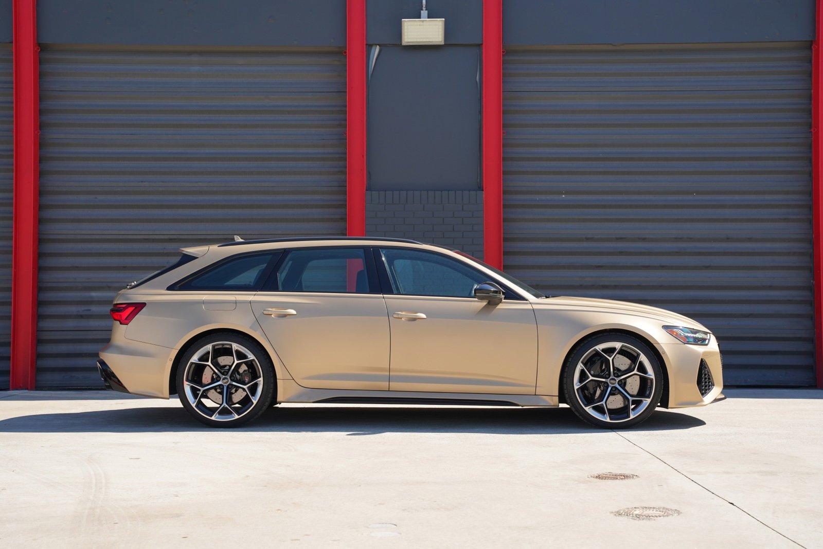 Used 2024 Audi RS 6 performance image 13