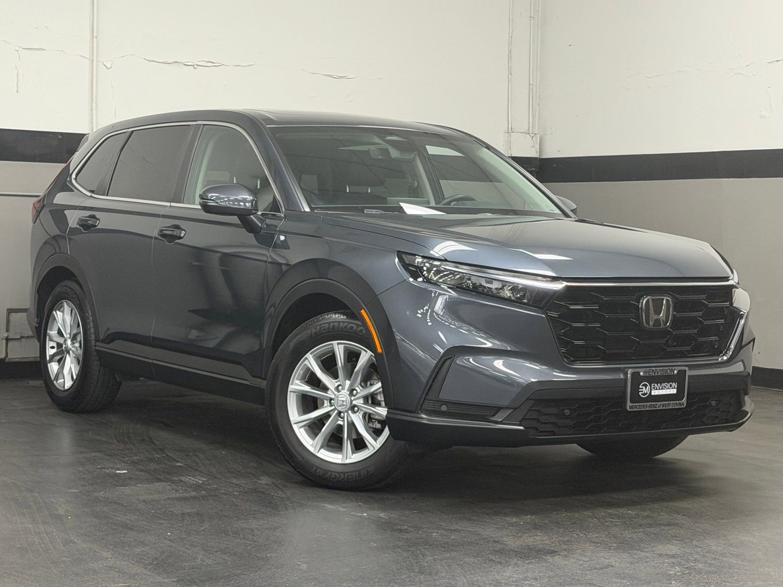 Used 2025 Honda CR-V EX-L image 2