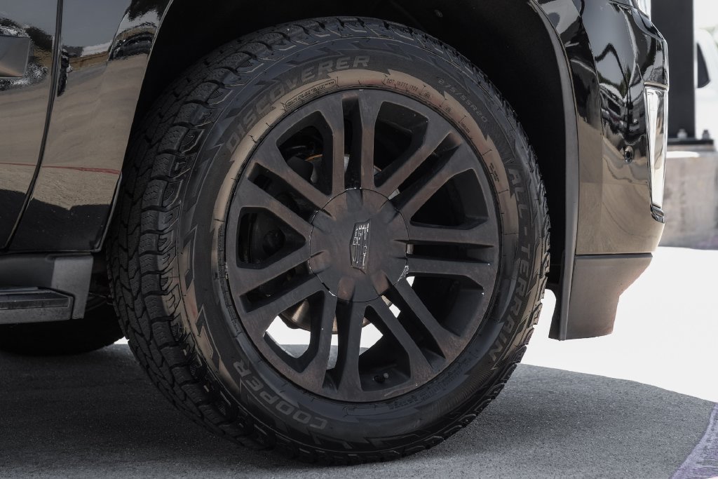 Used 2020 Cadillac Escalade 2WD image 65