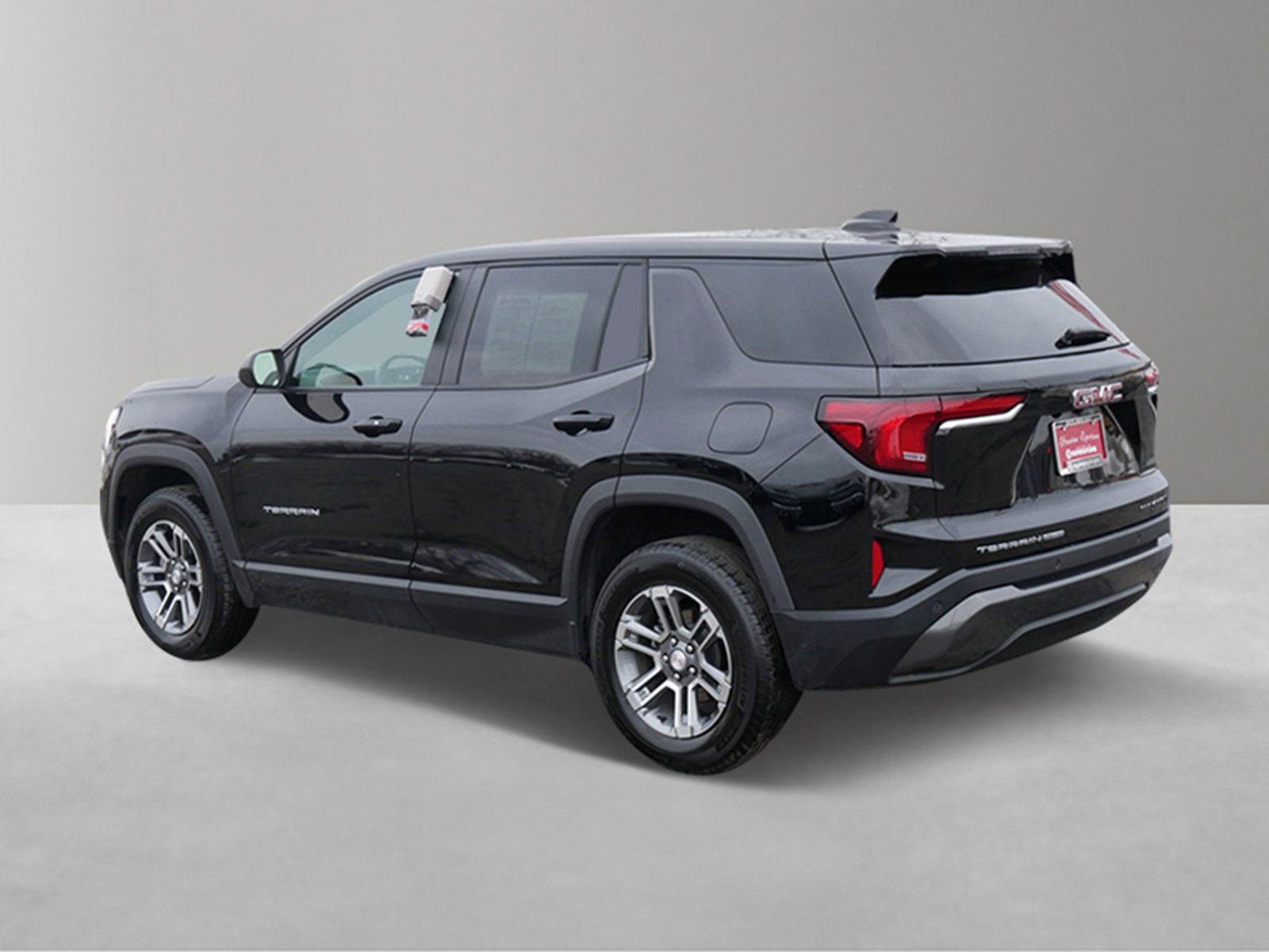 Used 2025 GMC Terrain Elevation image 5