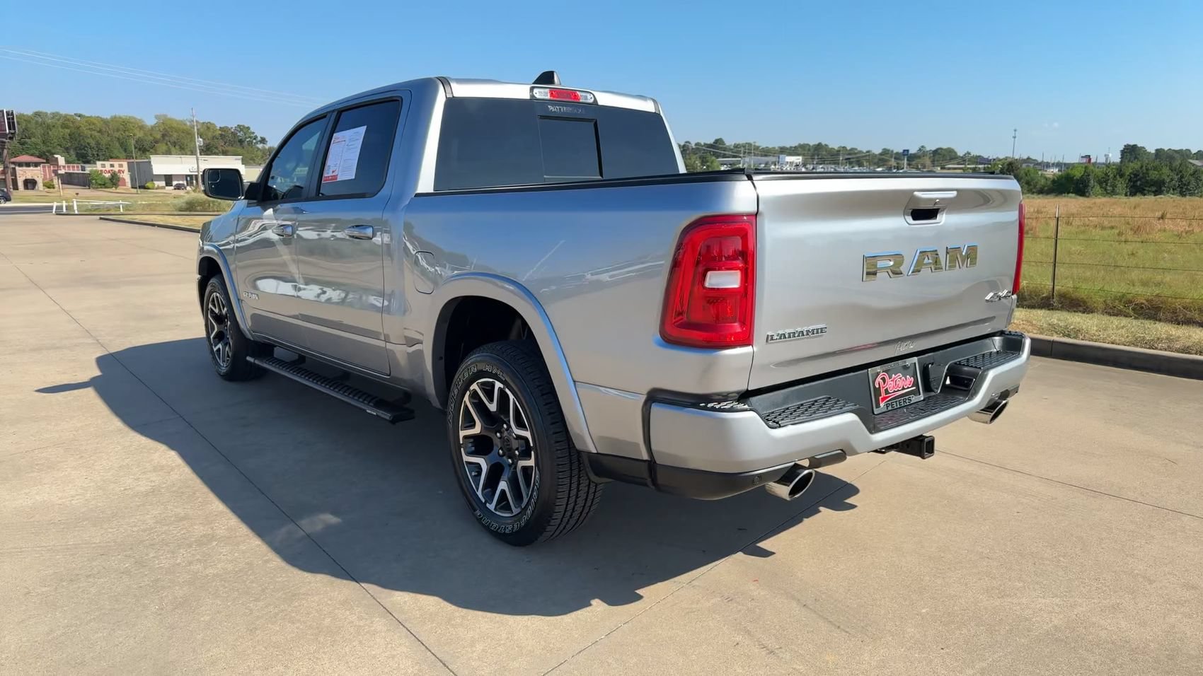 Used 2025 RAM 1500 Laramie w/ Sport Appearance Package AWD/4WD image 7