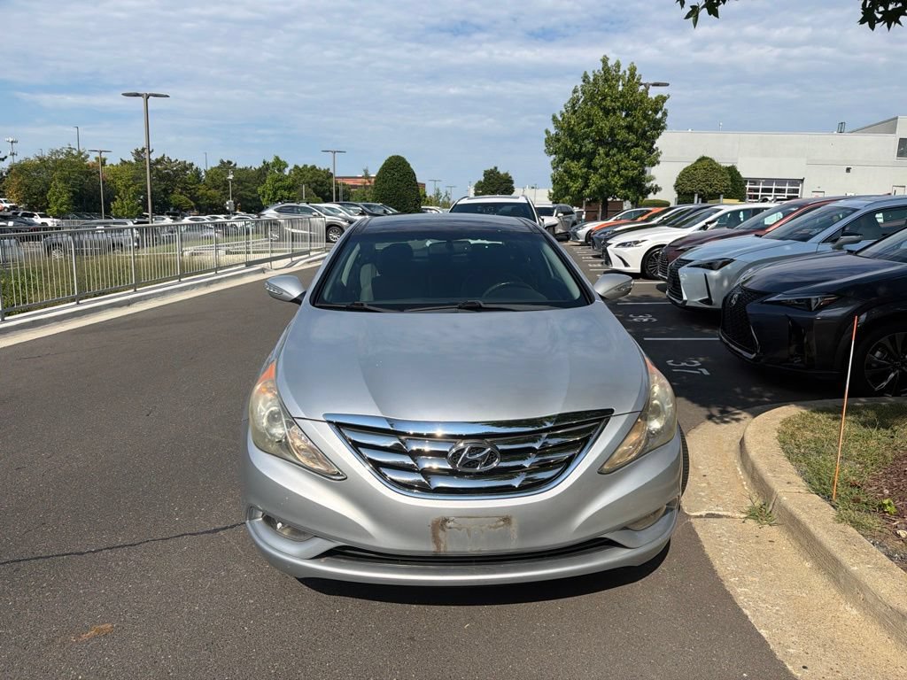 Used 2012 Hyundai Sonata Limited FWD image 3