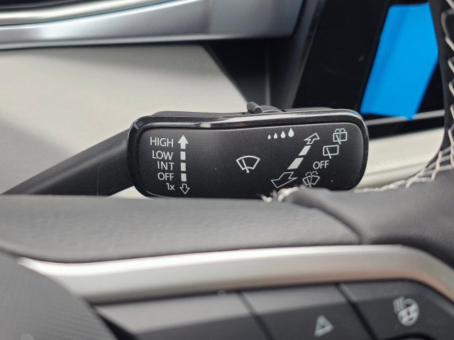 New 2026 Volkswagen Taos SE AWD/4WD image 41