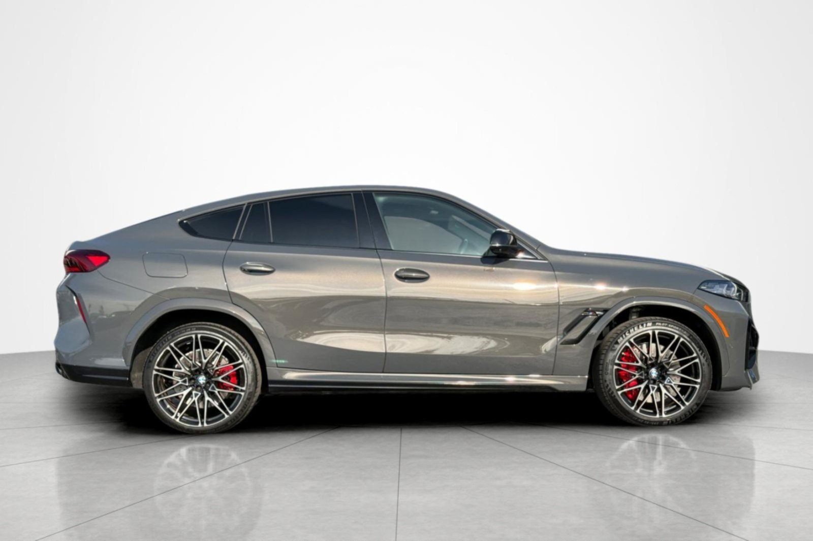 Used 2024 BMW X6 M Competition w/ Executive Package AWD/4WD image 6
