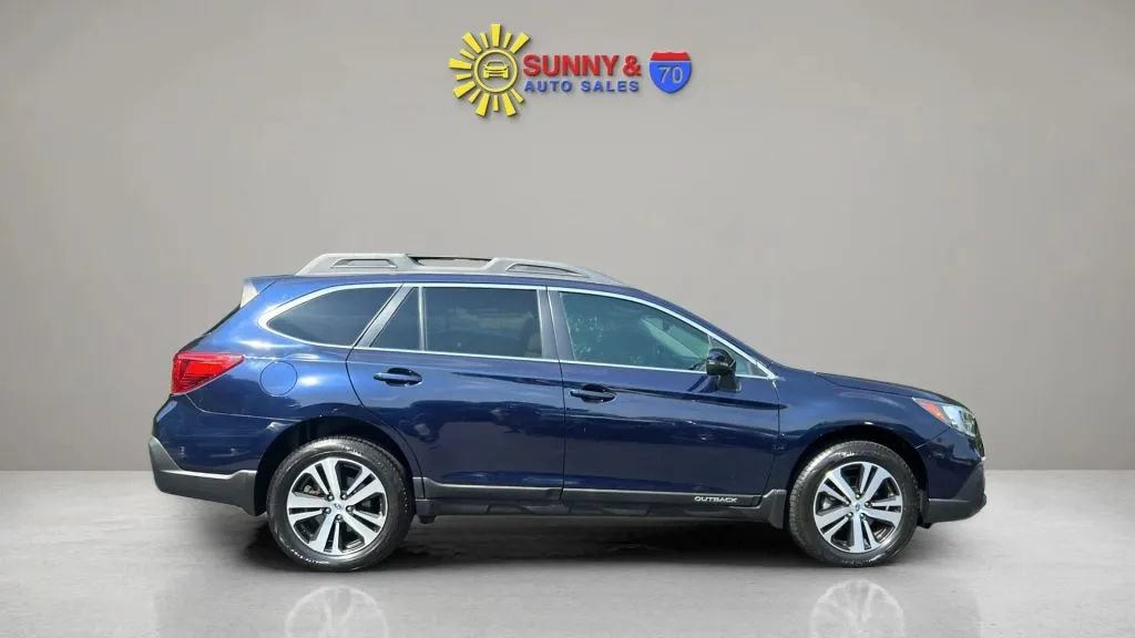 Used 2018 Subaru Outback 3.6R Limited AWD/4WD image 9