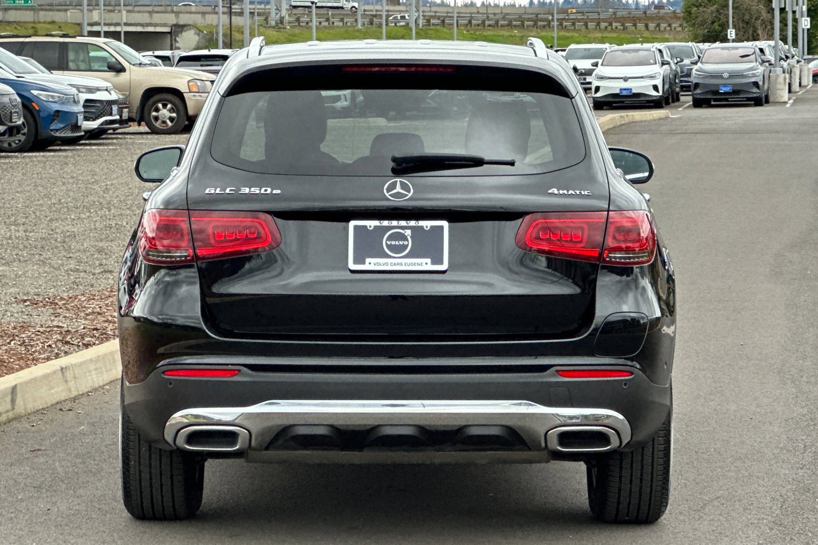 Used 2020 Mercedes-Benz GLC 350e GLC 350e image 4
