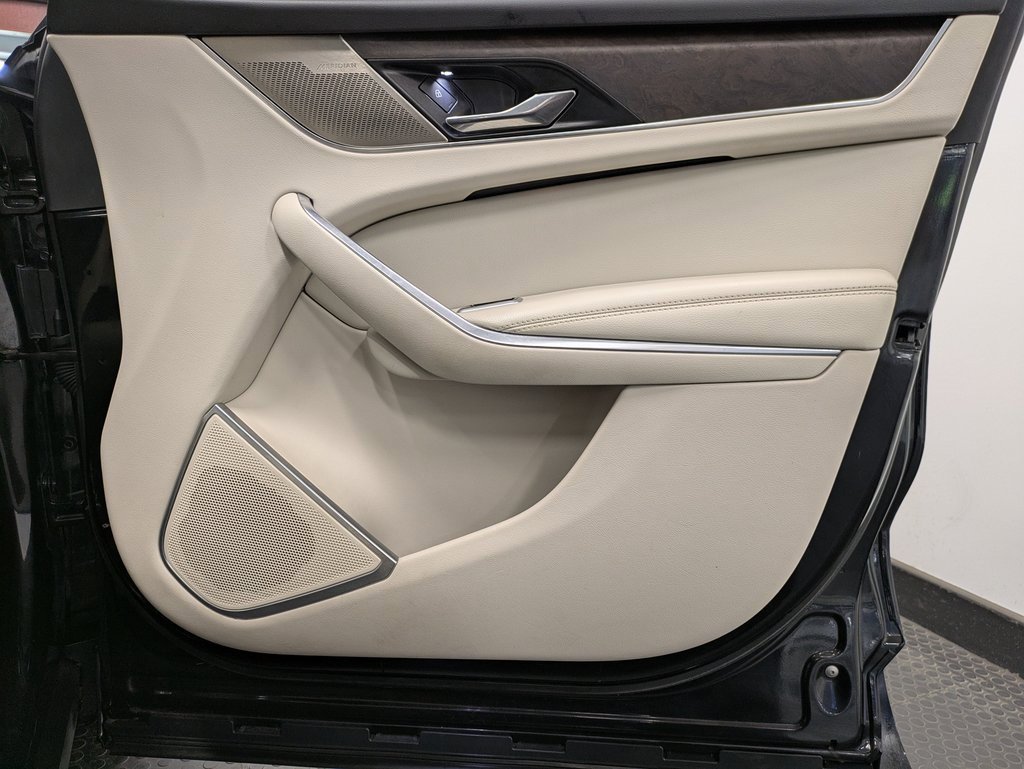 Used 2021 Jaguar F-PACE S image 27