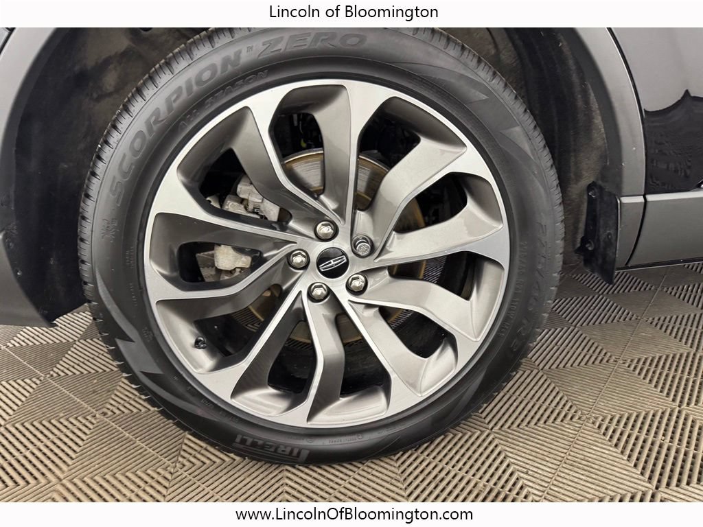 Used 2025 Lincoln Aviator Reserve AWD/4WD image 26