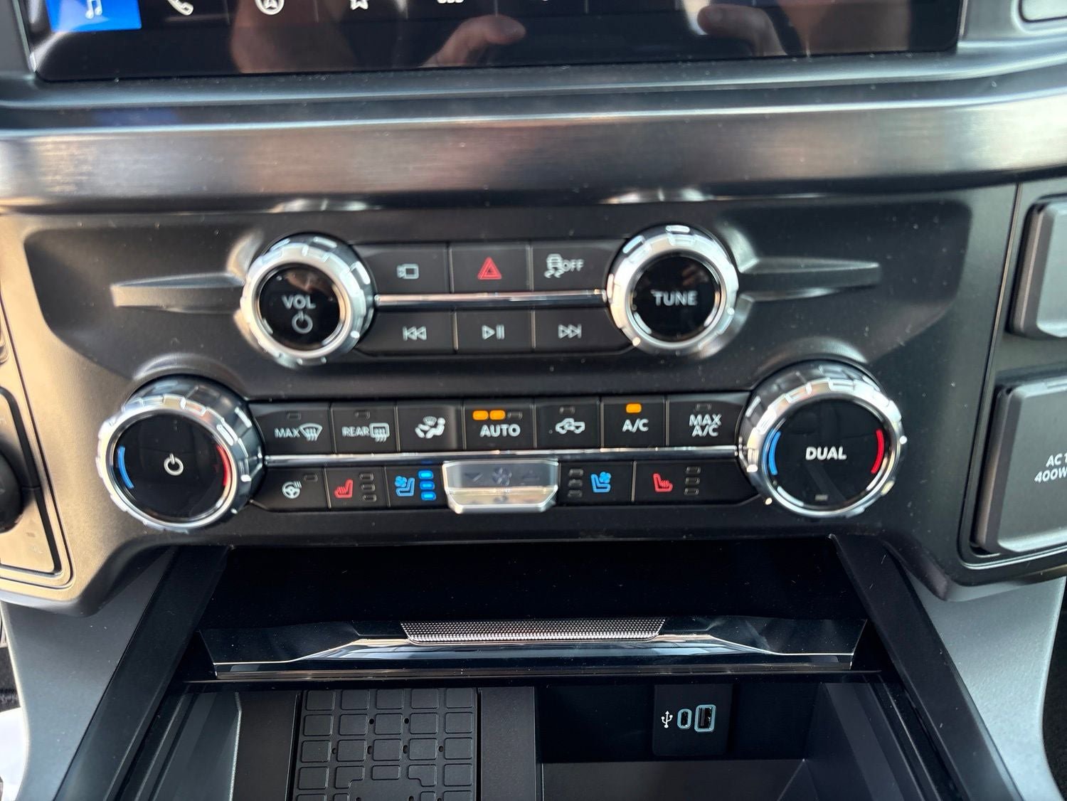 New 2026 Ford F250 4x4 Crew Cab Super Duty image 28