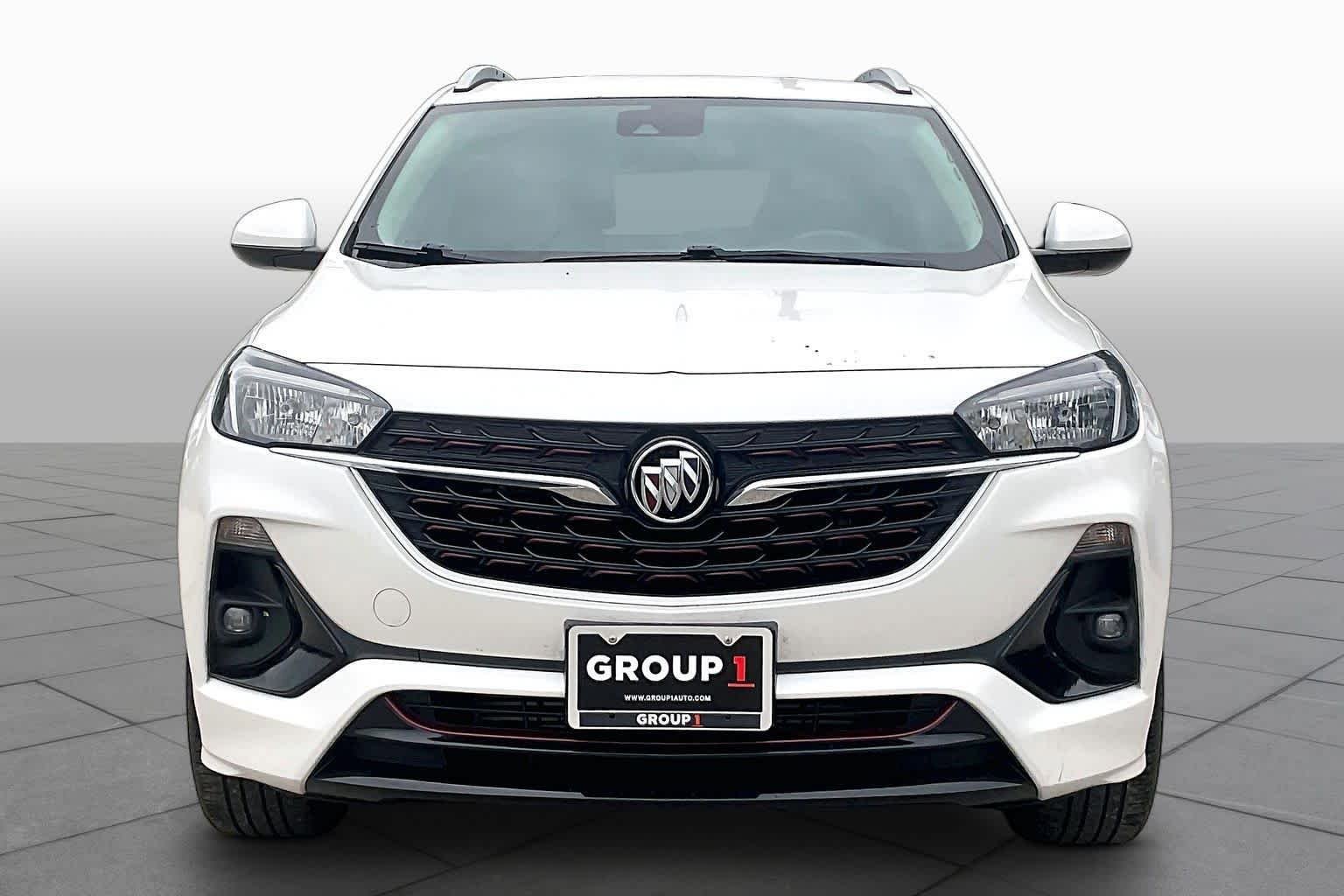 Used 2023 Buick Encore GX Select w/ Sport Touring Package FWD image 4