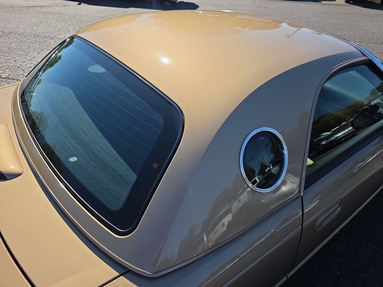 Used 2005 Ford Thunderbird RWD image 27