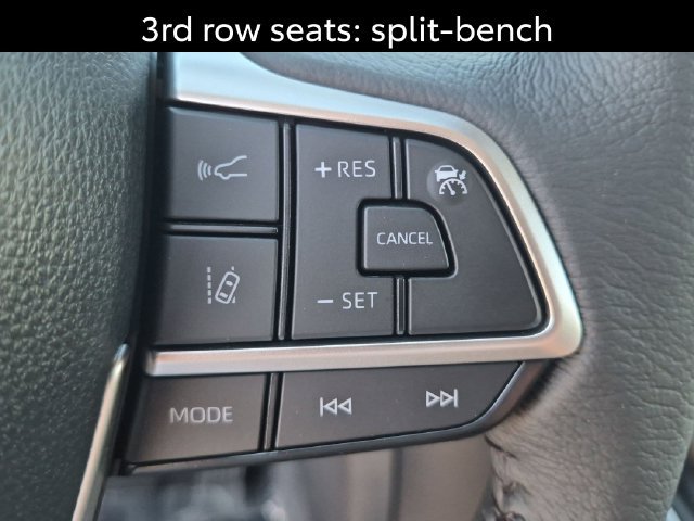 Certified 2026 Toyota Sienna XLE FWD image 18