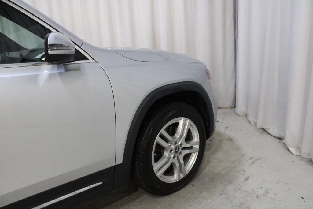 Used 2021 Mercedes-Benz GLB 250 image 29
