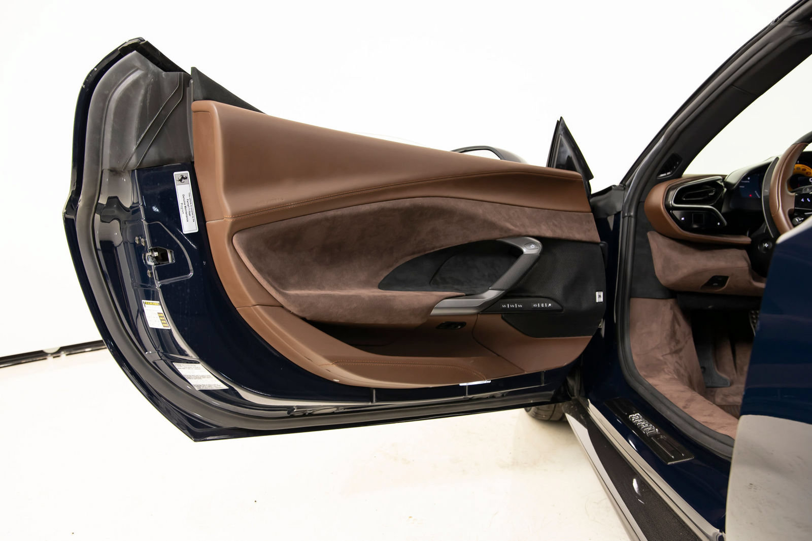 Certified 2023 Ferrari 296 GTS RWD image 22