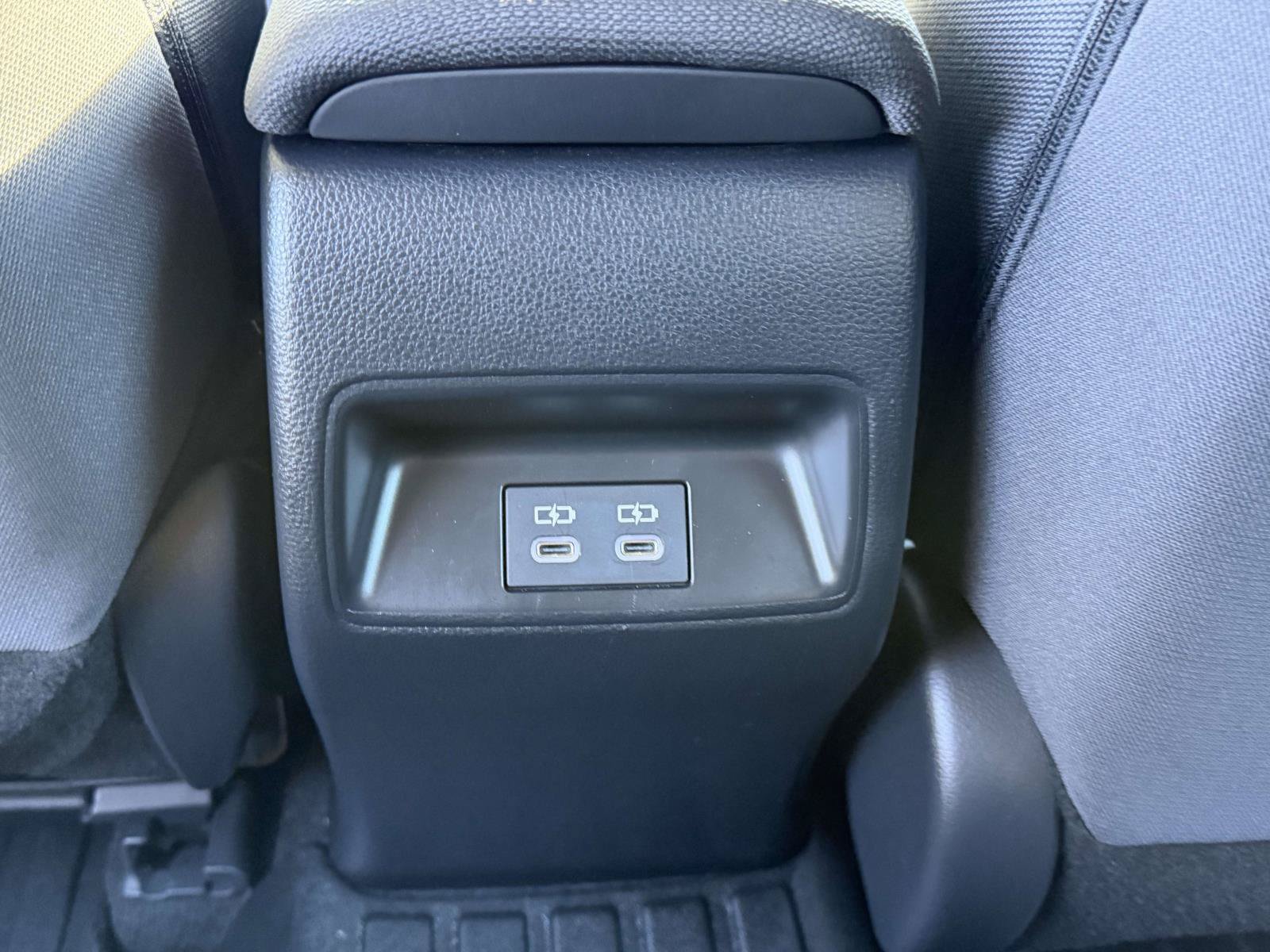 Used 2023 Toyota Corolla LE w/ Carpet Mat Package (TMS) FWD image 14