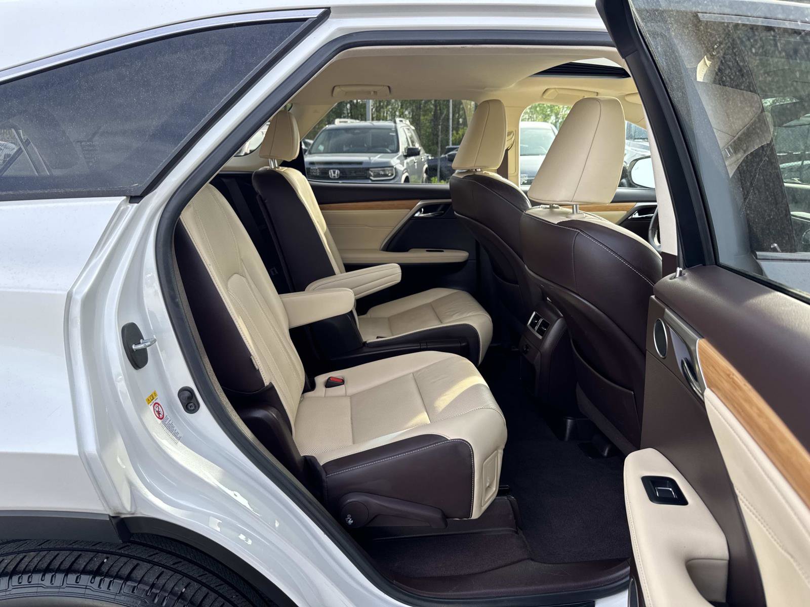 Used 2018 Lexus RX 350L AWD image 15