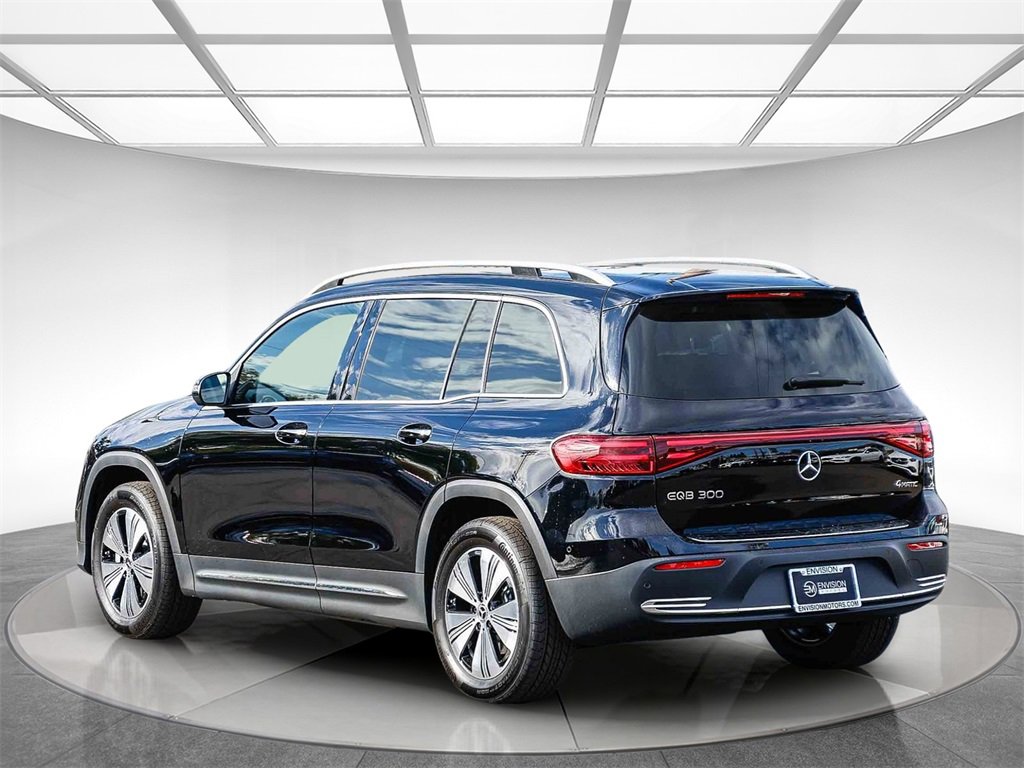 New 2025 Mercedes-Benz EQB 300 4MATIC image 2