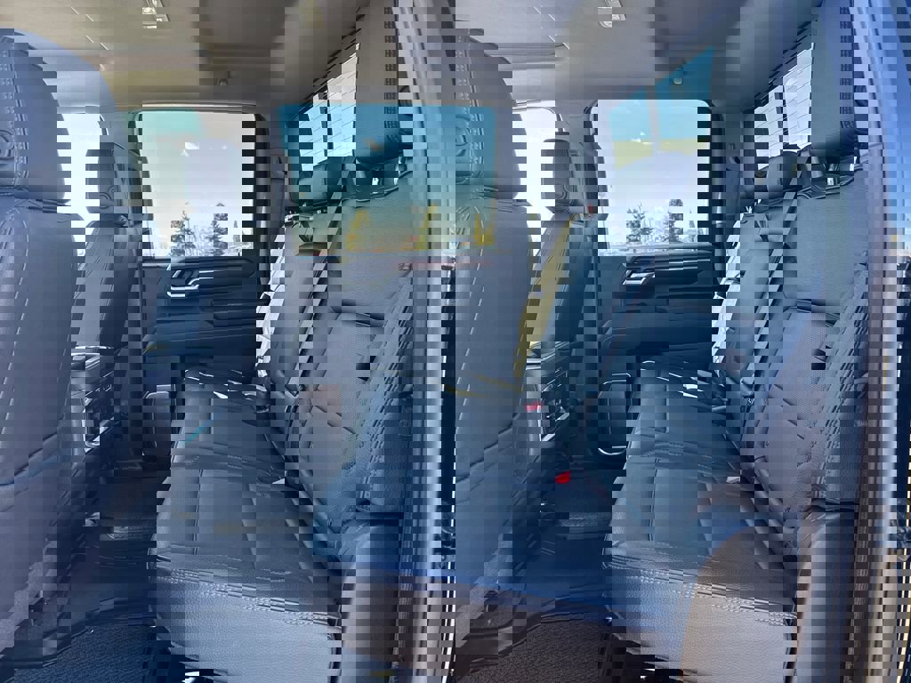 Used 2025 GMC Sierra 2500 Denali w/ Denali Reserve Package image 39