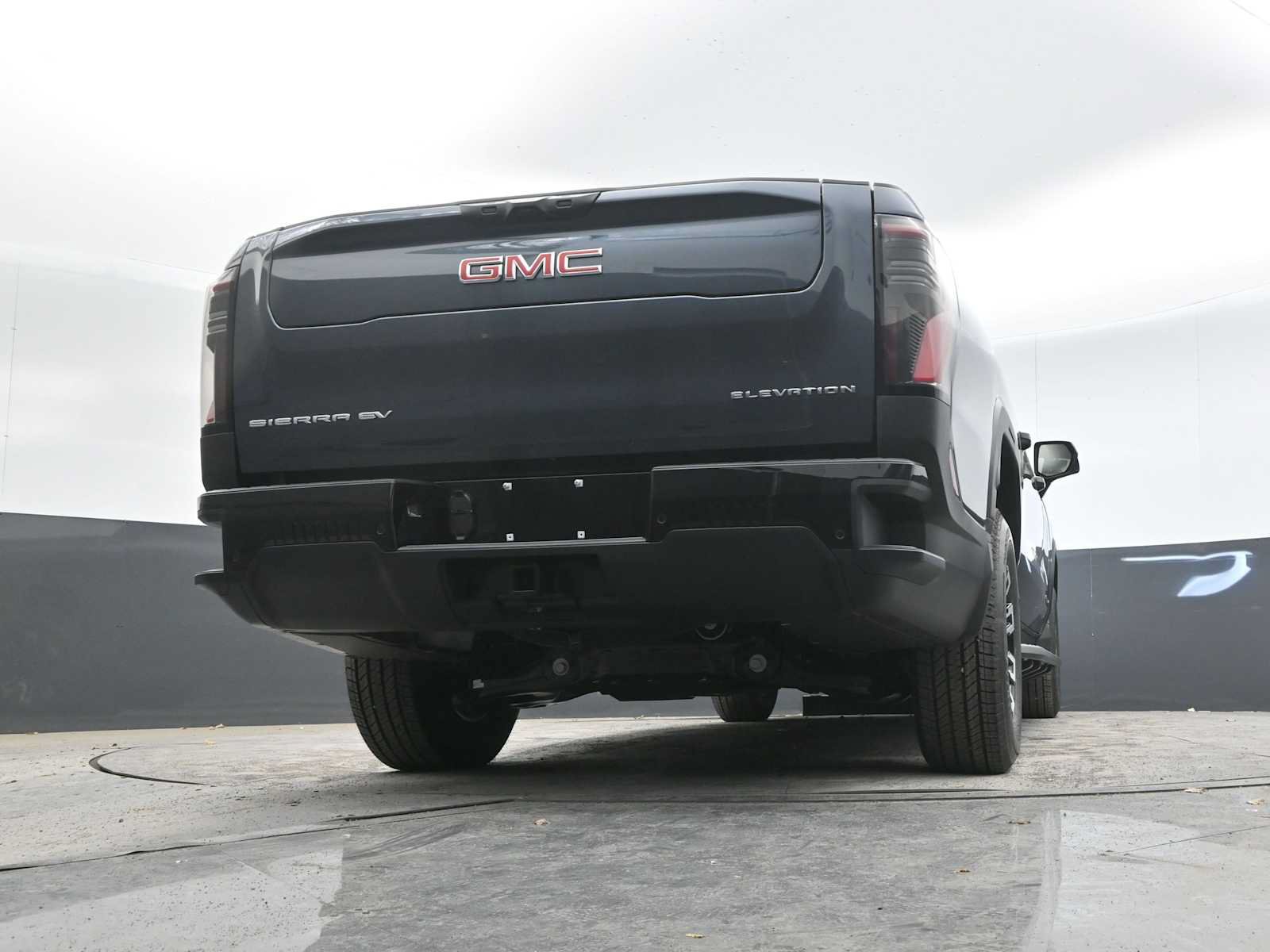 New 2026 GMC Sierra EV Elevation AWD/4WD image 45