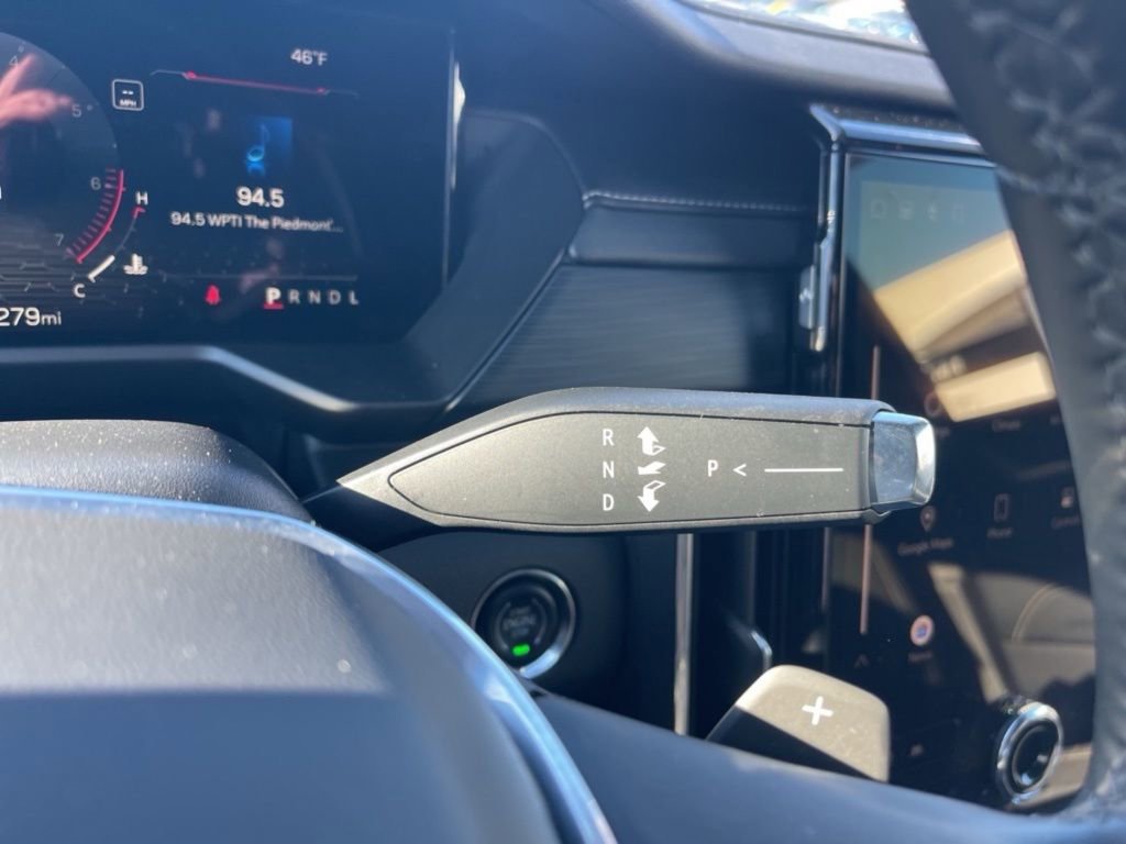 Used 2025 GMC Acadia Elevation AWD/4WD image 18