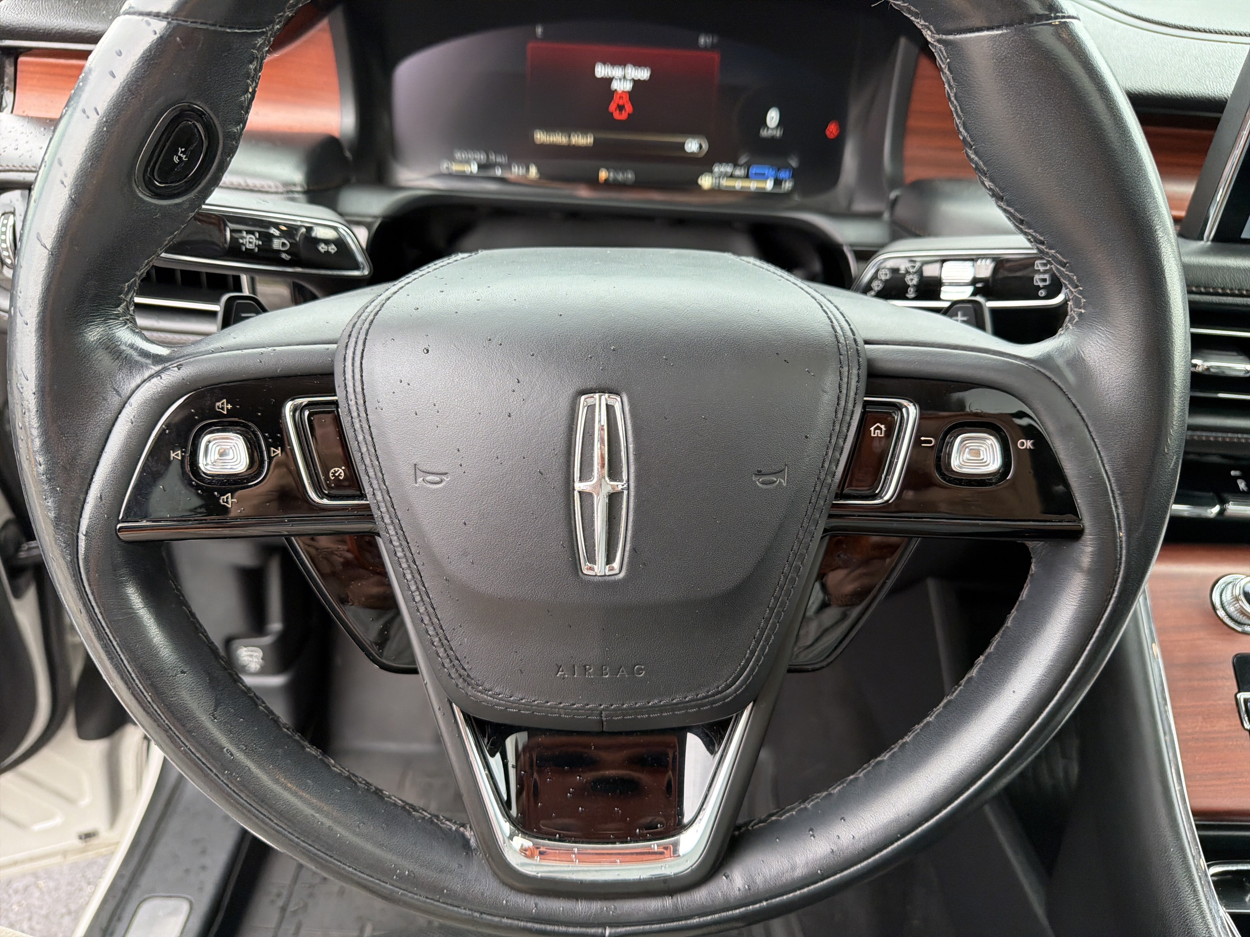 Used 2021 Lincoln Aviator Grand Touring AWD/4WD image 28