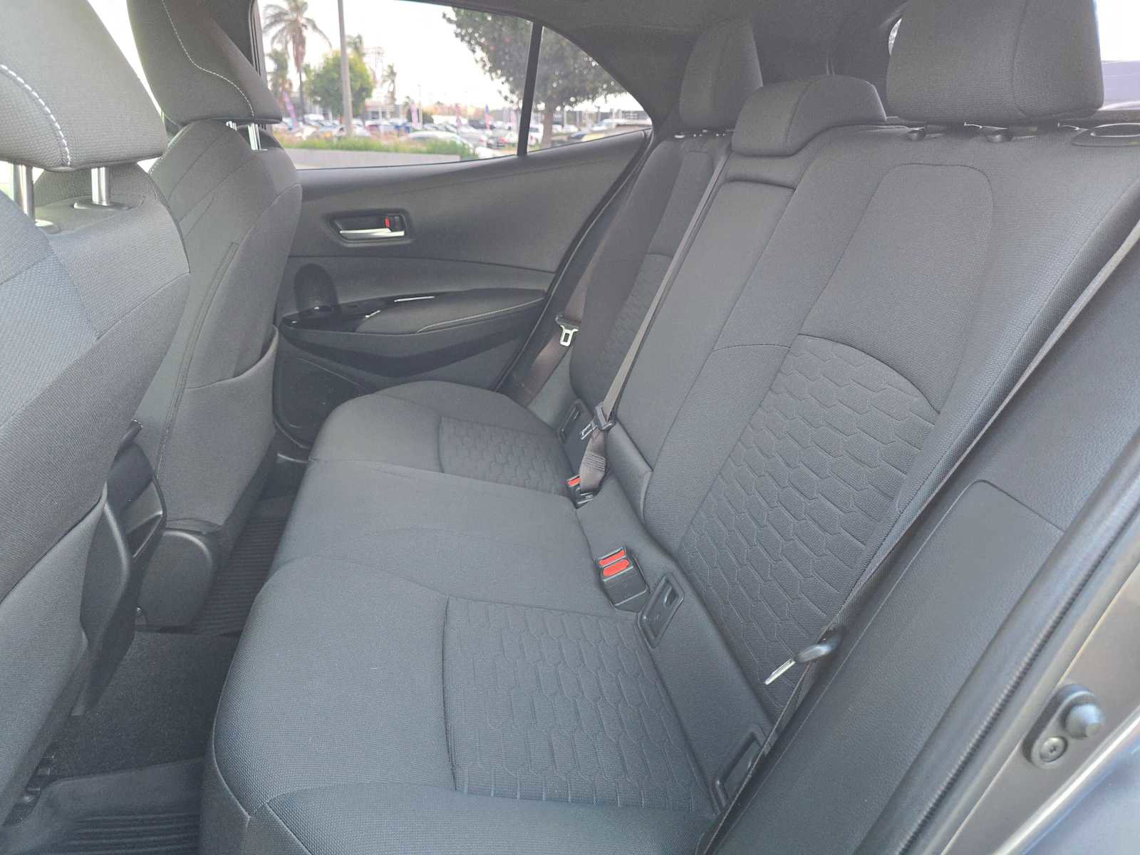 Used 2022 Toyota Corolla SE image 19