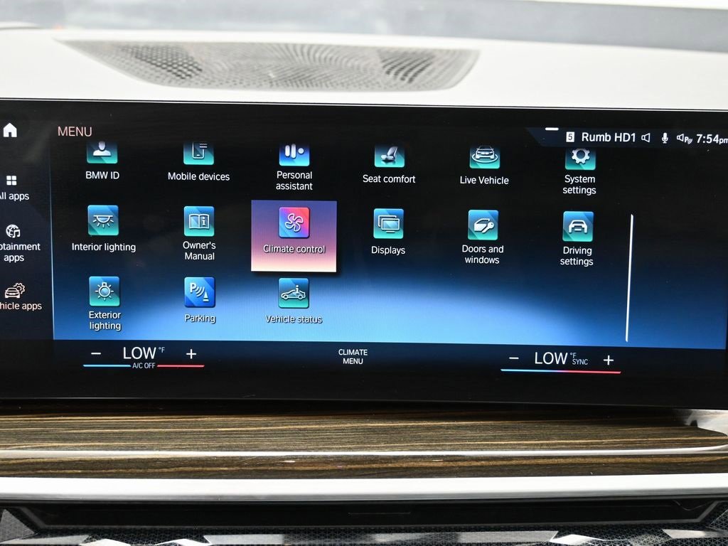 Used 2023 BMW X7 xDrive40i image 28