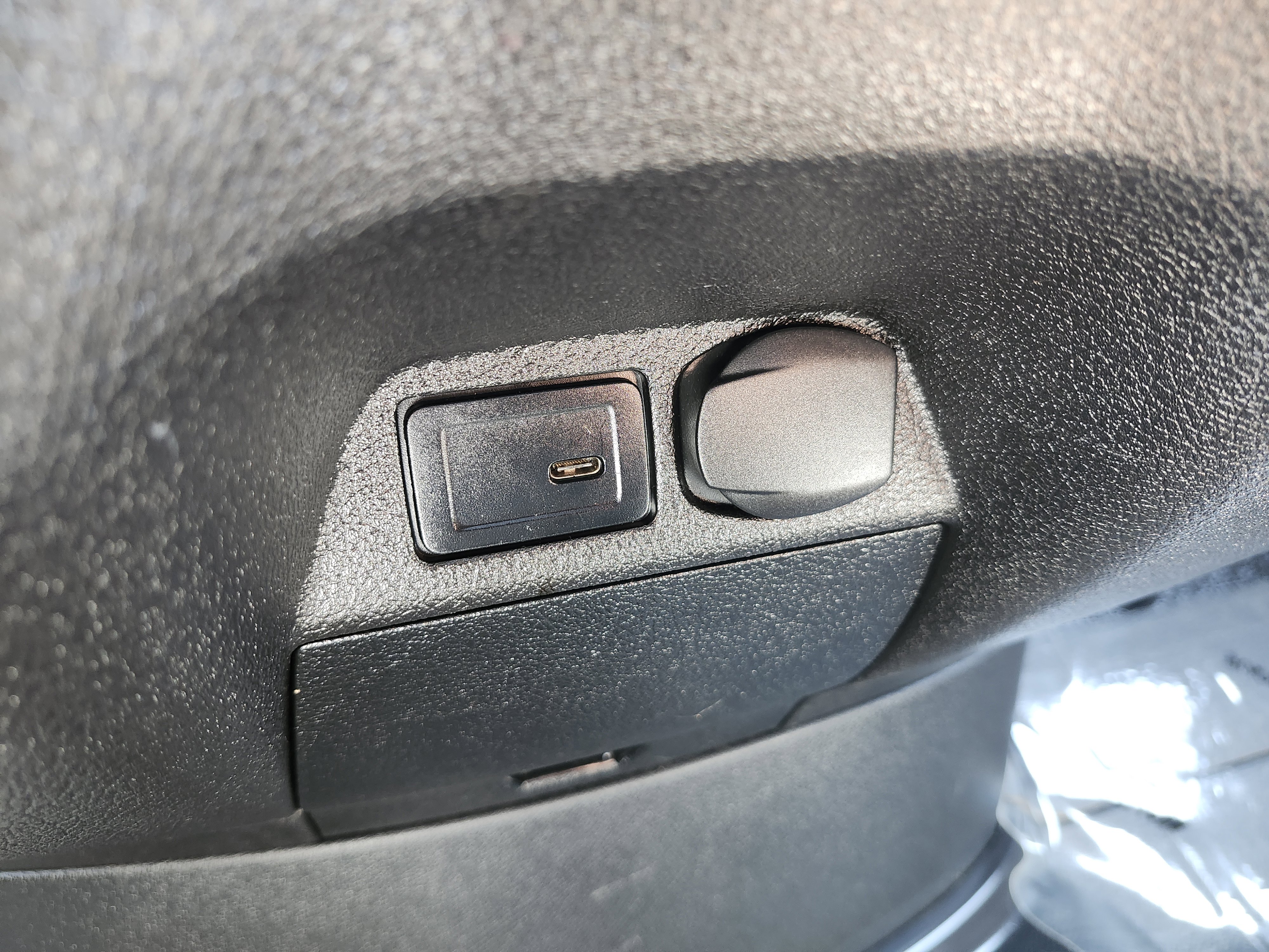 Used 2023 Mercedes-Benz Sprinter 2500 image 9