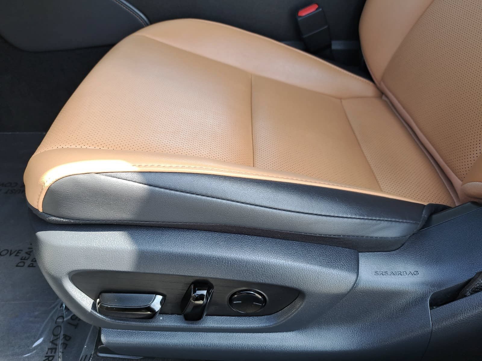 Used 2024 Lexus ES 300h w/ Premium Package FWD image 30
