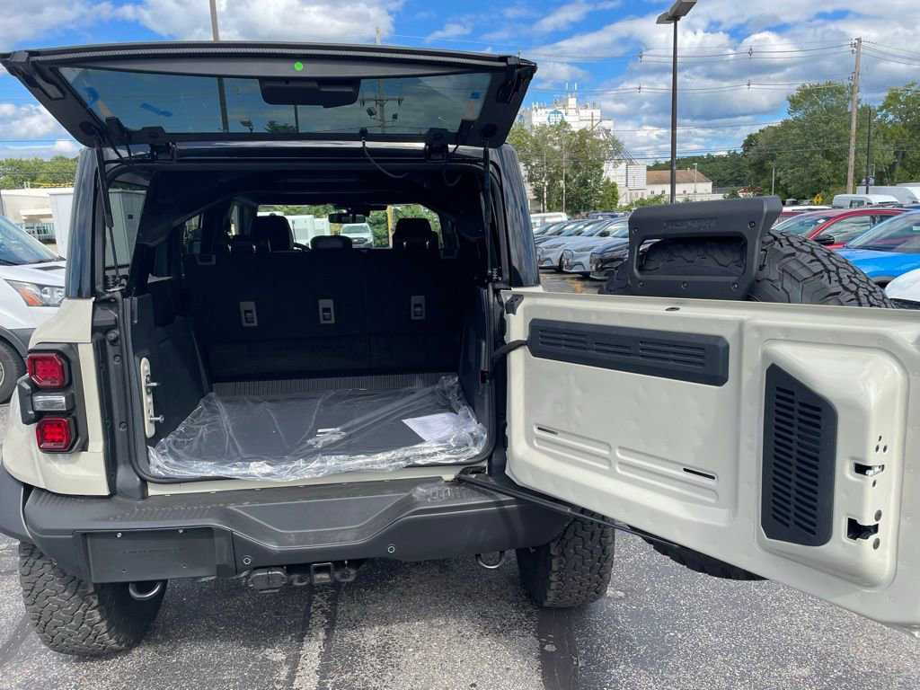 New 2025 Ford Bronco Raptor image 25