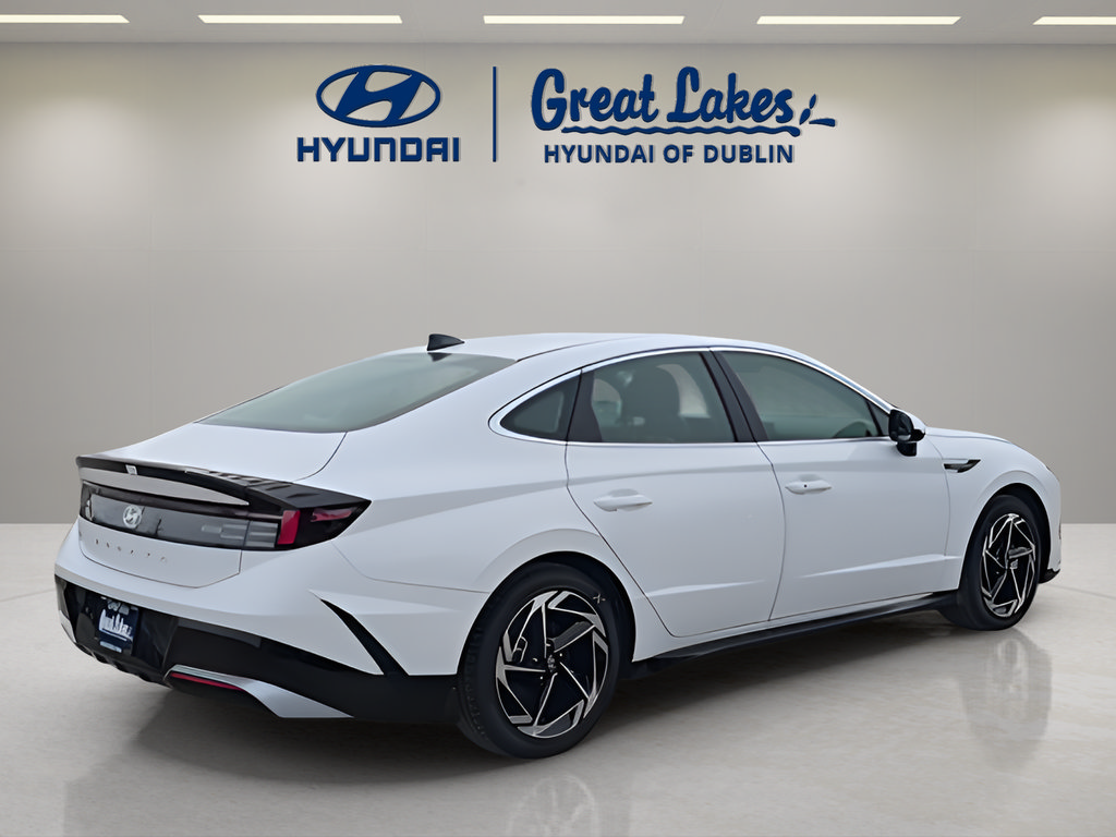 Used 2026 Hyundai Sonata SEL FWD image 5