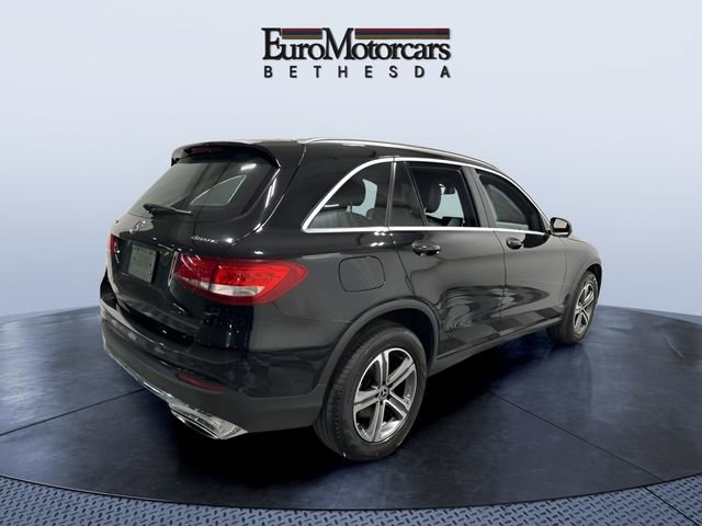 Used 2019 Mercedes-Benz GLC 300 4MATIC image 5