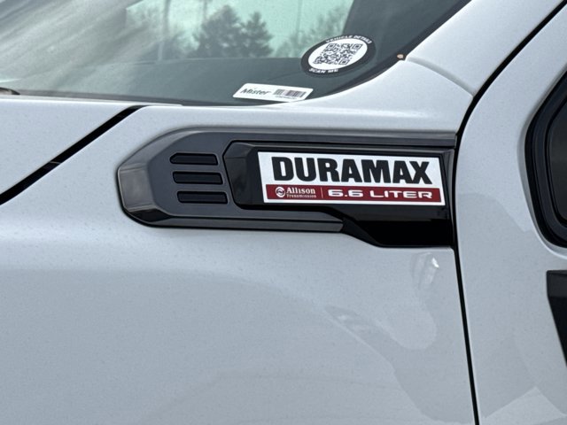 Used 2025 GMC Sierra 3500 AT4 w/ AT4 Preferred Package image 17