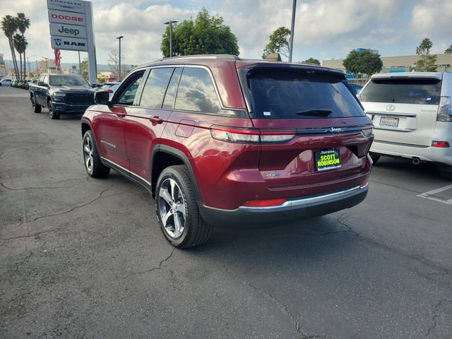 Used 2023 Jeep Grand Cherokee 4WD 4xe w/ Luxury Tech Group II image 3