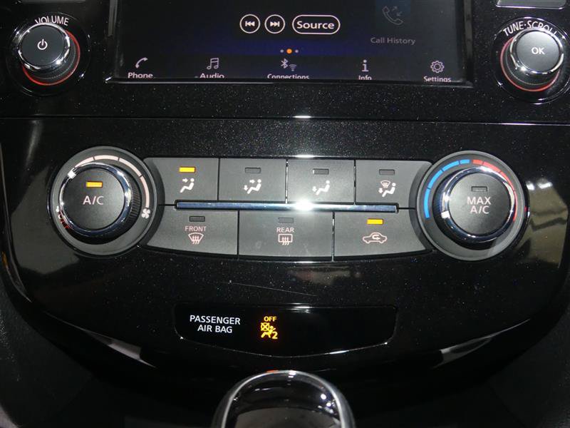 Used 2020 Nissan Rogue S AWD/4WD image 38