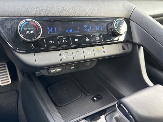 Certified 2025 Hyundai Elantra Sport w/ Cargo Package image 10