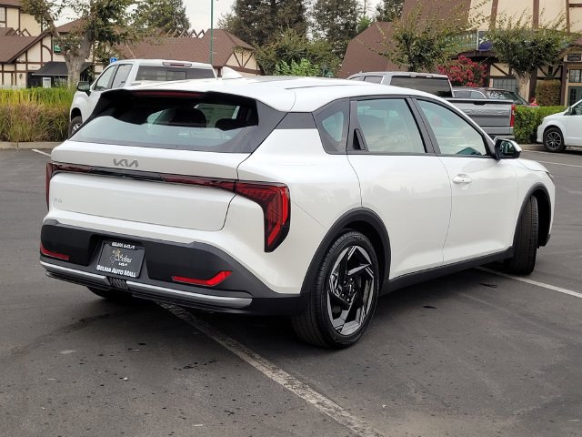 New 2026 Kia K4 EX FWD image 4