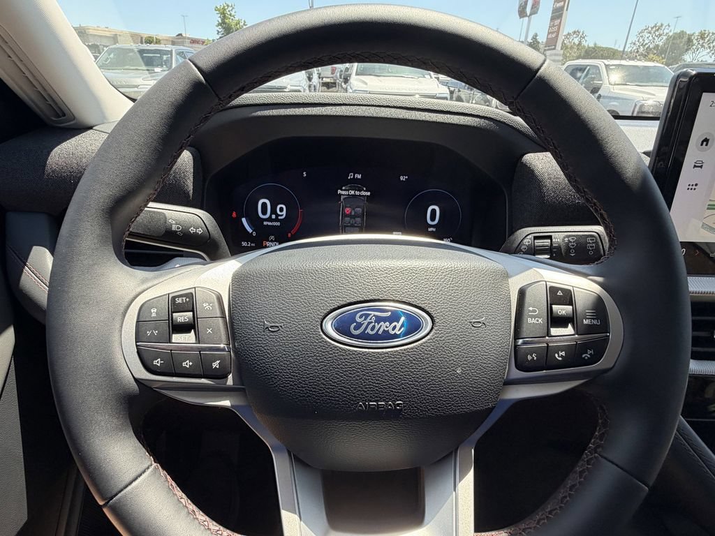 New 2026 Ford Explorer Active RWD image 29