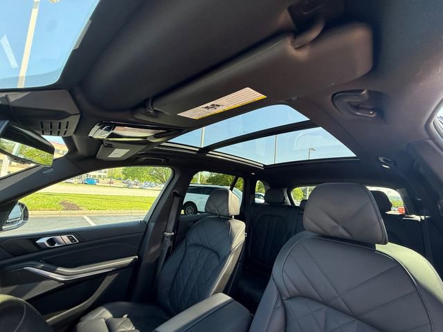 Certified 2026 BMW X5 M60i AWD/4WD image 30