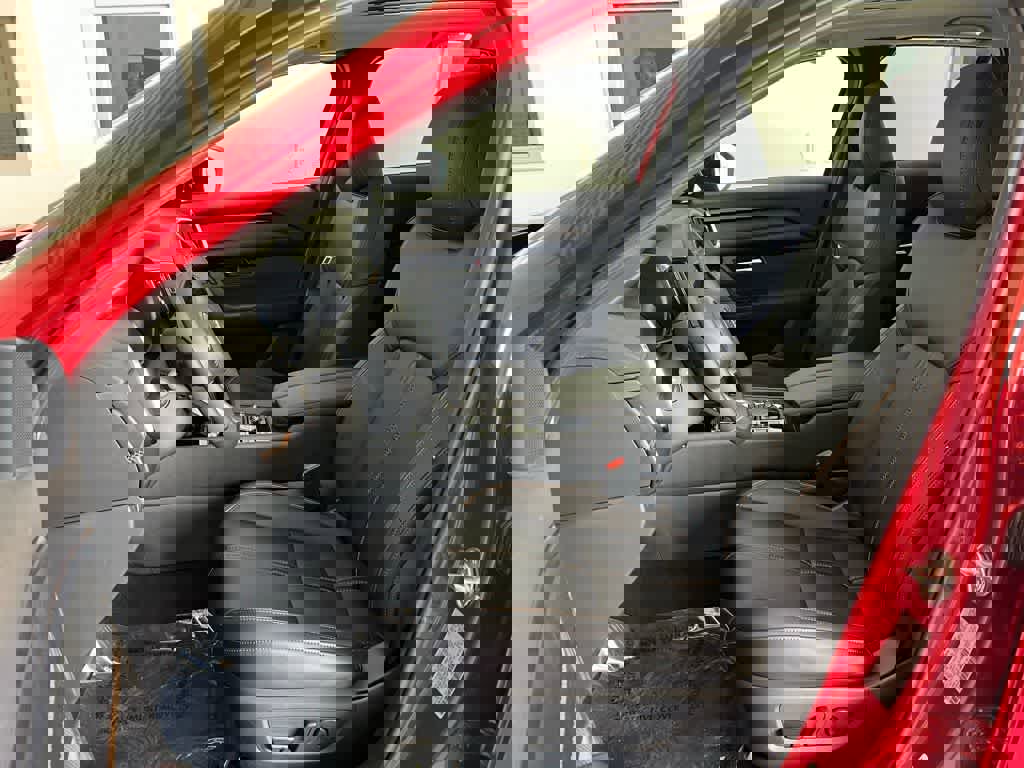 Used 2025 MAZDA CX-50 AWD 2.5 S w/ Weather Package image 12