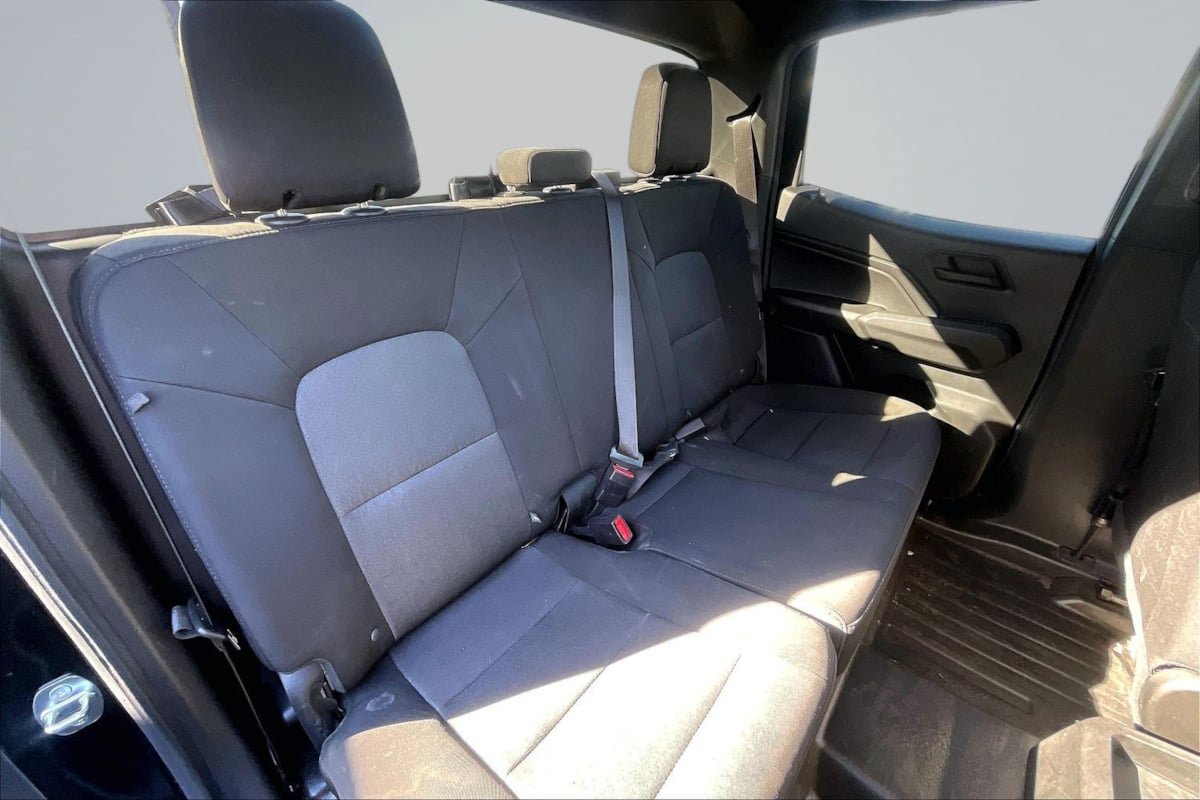 Used 2023 Chevrolet Colorado W/T RWD image 28