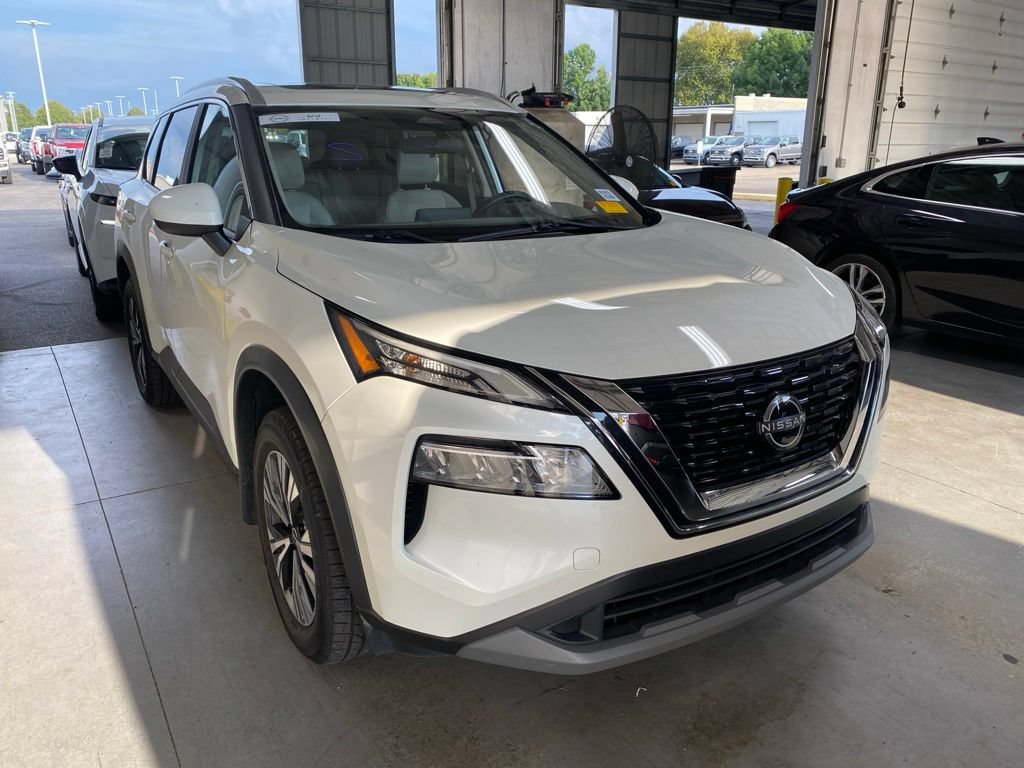 Used 2023 Nissan Rogue SV w/ SV Premium B Package AWD/4WD image 1