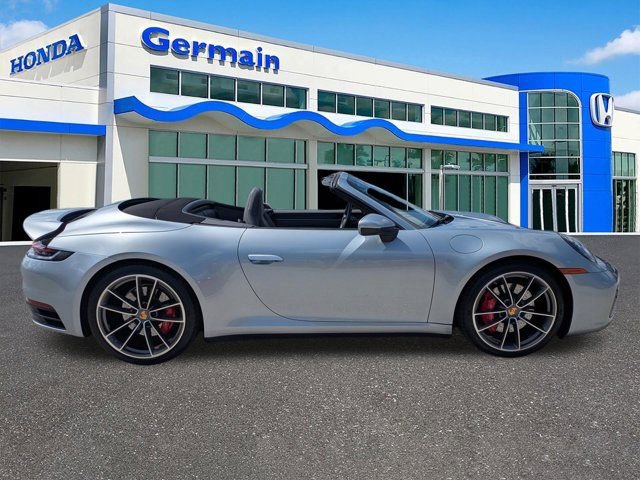 Used 2020 Porsche 911 Cabriolet image 4
